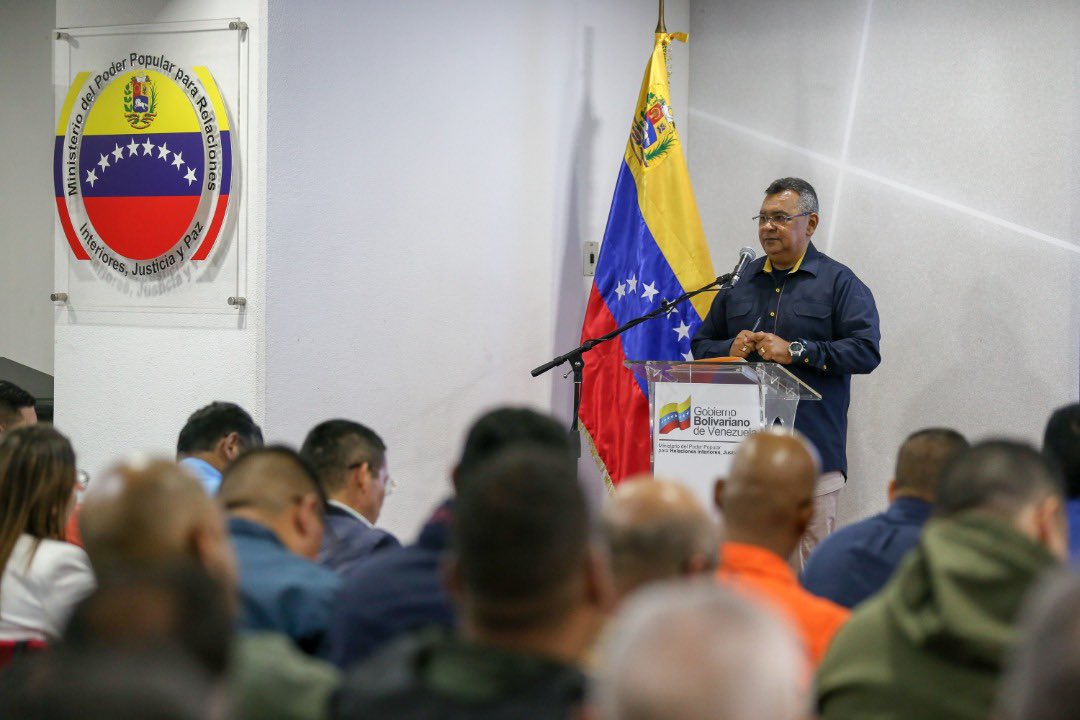 En los próximos días, activaremos las mesas técnicas por parroquia que nos permitirán planificar la justa distribución del vital líquido. Trabajamos sin descanso para asegurar el acceso gratuito al agua potable de todos los venezolanos #21Ene