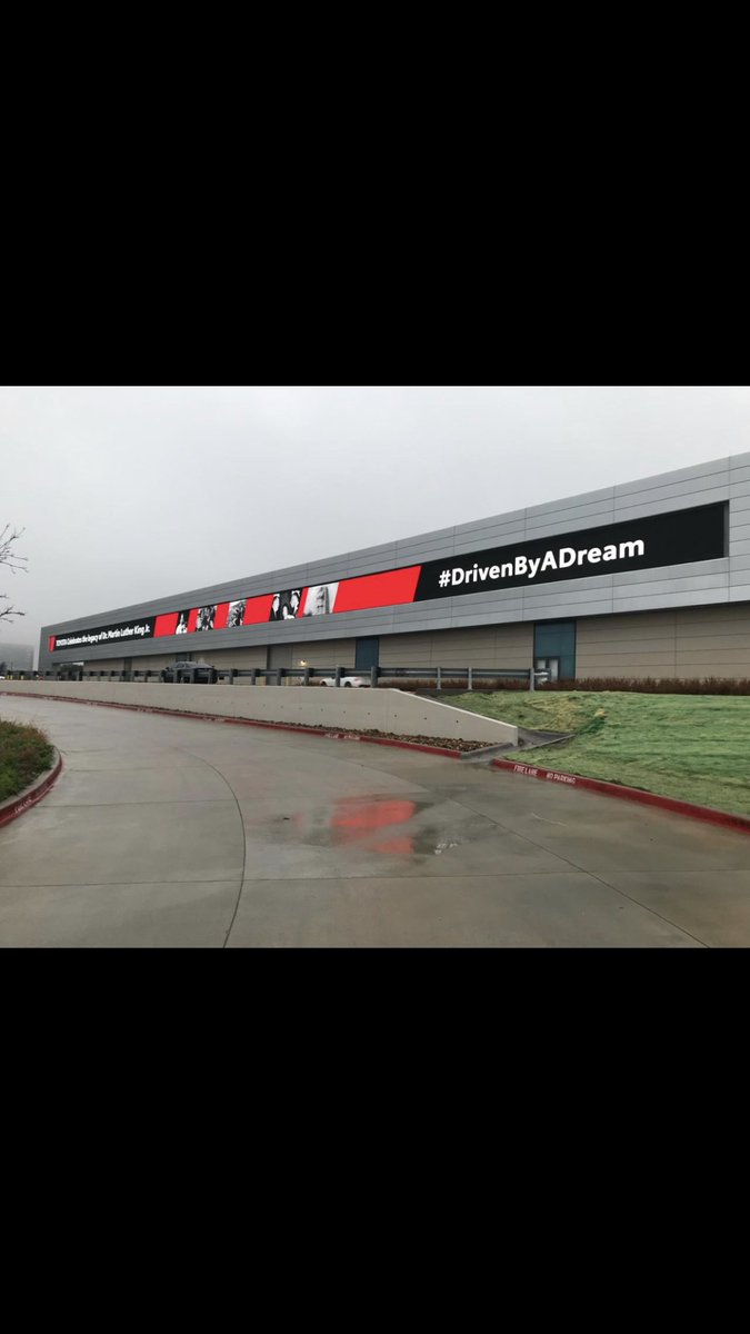 Erika1Romero's tweet photo. #Drivenbyadream late post, but proud to be part of a company that supports your dreams #MartinLutherKingDay #Toyota #Lexus #lifeattoyota #startyourimpossible #lifeatlexus https://t.co/LlTFLkrNuq