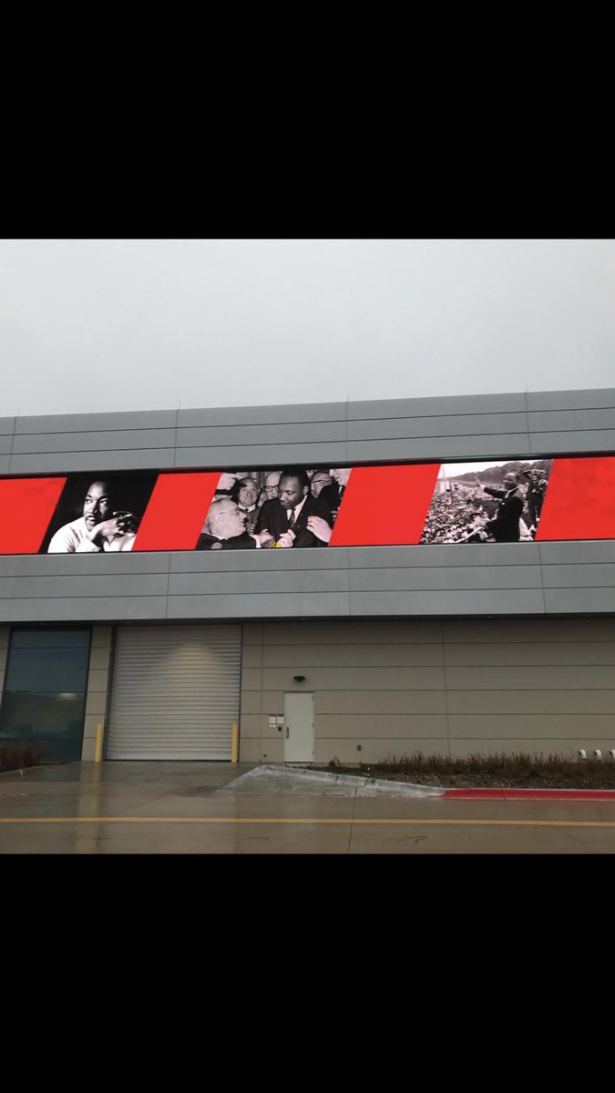 Erika1Romero's tweet photo. #Drivenbyadream late post, but proud to be part of a company that supports your dreams #MartinLutherKingDay #Toyota #Lexus #lifeattoyota #startyourimpossible #lifeatlexus https://t.co/LlTFLkrNuq