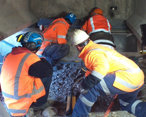 MaxPeopleLtd's tweet photo. This week our #toolboxtalk focuses on the "little things" which are often overlooked but which still pose great risk of injury to the employees working around them.
#healthandsafety #tradielife #onthetools #ourteam

Click on the link below to read more!!!
https://t.co/s4qtn58yhb https://t.co/AN4HBIHH7K