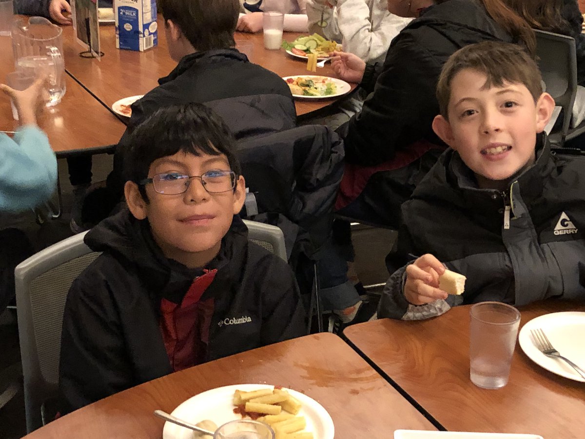 viner_jayne's tweet photo. Nothing like sharing Yummy yellow cake with sprinkles with your buddies at Walden West#carltonUSD https://t.co/xIe1o5sI4y