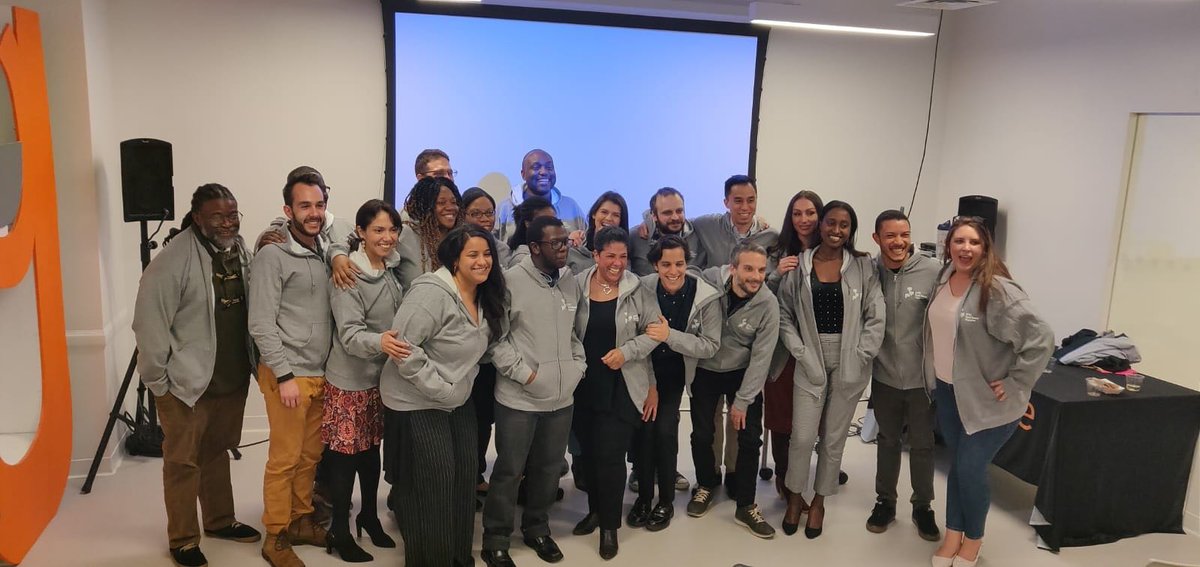 mekkaokerekebye's tweet image. The NYC Tech Talent Pipeline&apos;s Data Analyst Training Accelerator (DATA) just graduated another cohort of analysts. 👍🏿

No loans. No ISAs. No cost. Everyone&apos;s brand new to data analysis.

From Excel to SQL to Marketing Analytics to Python.

This is enough to &quot;get started in tech.&quot;