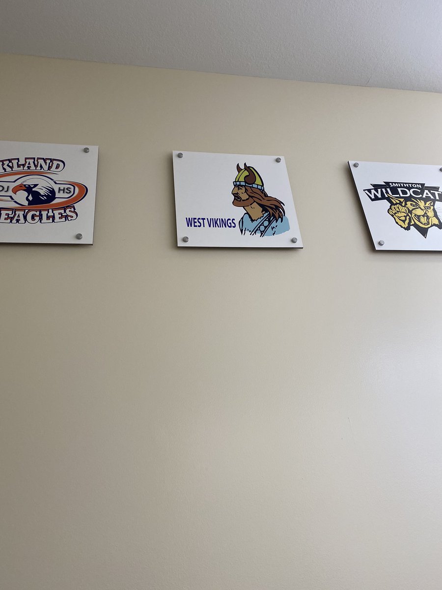 TWoodsDRE_P's tweet photo. The stagnant mindset no longer exists!!! Welcome to the TRANSITION ZONE!! Students come in and go out!! #COREROCKS #CPSBEST https://t.co/UPTECOXDHg