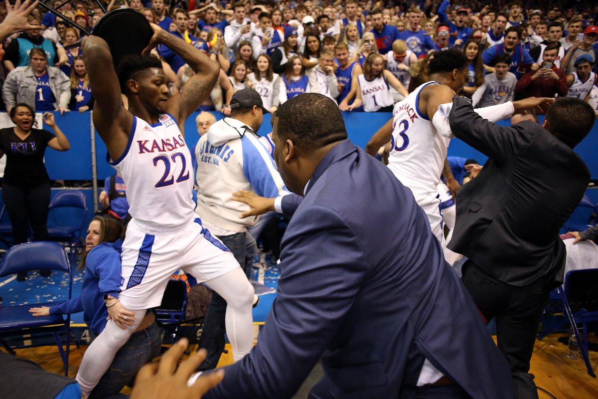 JohnWMoon25's tweet photo. This picture of the KU fight looks like a Renaissance painting. https://t.co/qNEuieqNFN