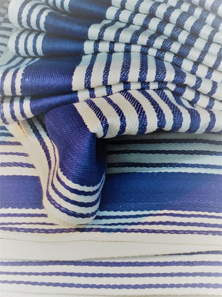 westvale06's tweet photo. Unsure of the difference between the different styles of tea towels, kitchen cloths, glass cloths &amp; oven cloths.  
Read our latest blog which explains each cloths purpose and which cloth is best for what job!
https://t.co/Ca9o5zH60O https://t.co/w32iCIDb3q