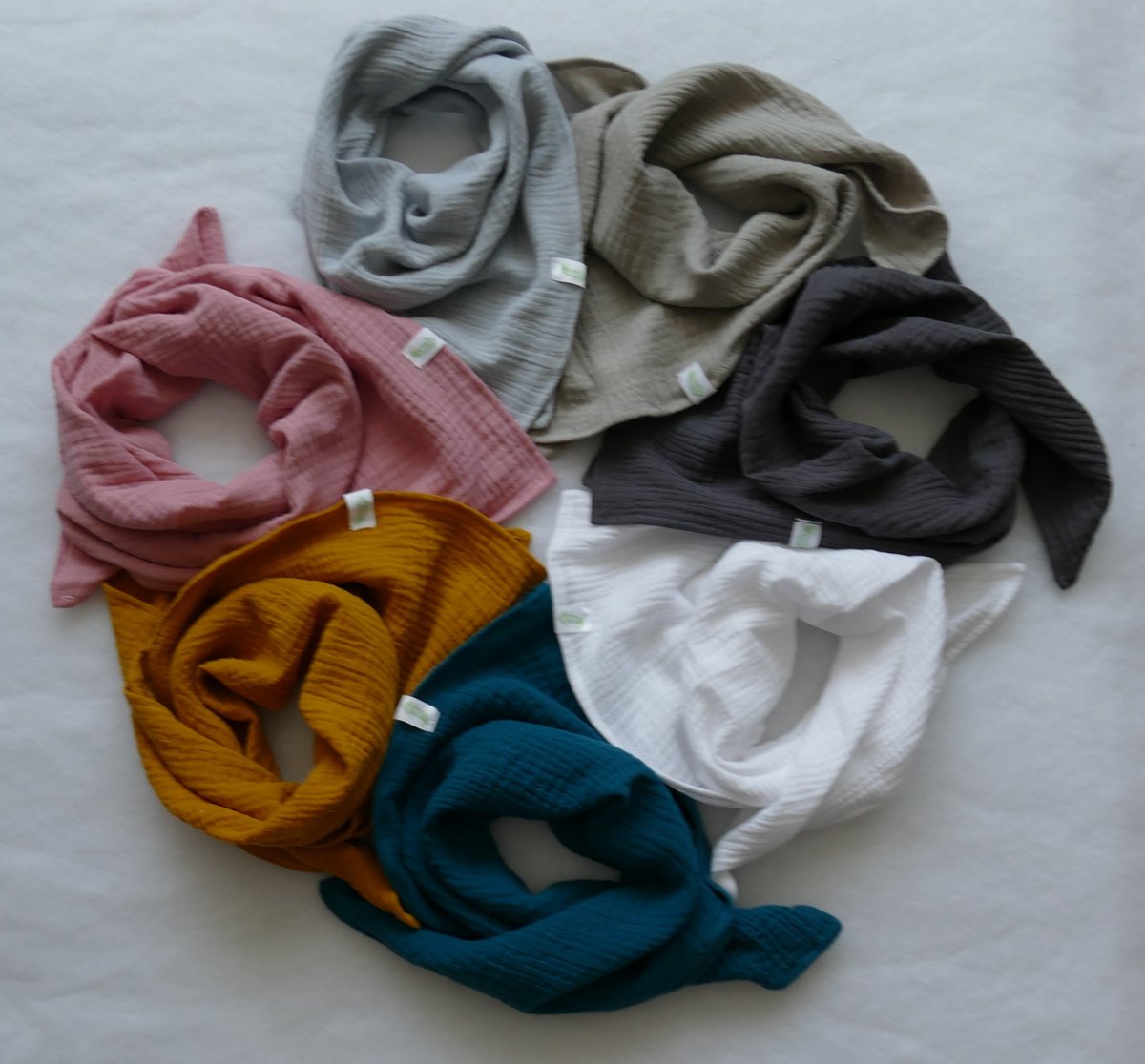 erikaferdin's tweet photo. Danke für die großartige Bewertung, Julia ★★★★★! https://t.co/mON3QlP7iJ #etsy #accessories #scarf #halstuch #kopftuch #kopfbedeckung #wickelunterlage #musselin #schal #musselinschal https://t.co/lypDzooINb