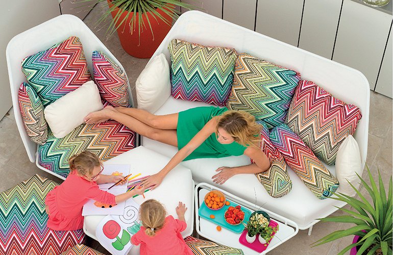 leisure_plan's tweet photo. The hexagon is the most efficient shape found in nature, that is why Ego Paris have employed it to perfection in the Hive collection.
https://t.co/Ffim4JDqpA…/ego-paris-hive-modular-seating
#luxurylifestyle #luxurylife #design #montecarlomarineofficial #hospitalitydesign https://t.co/VTfKMfb3di