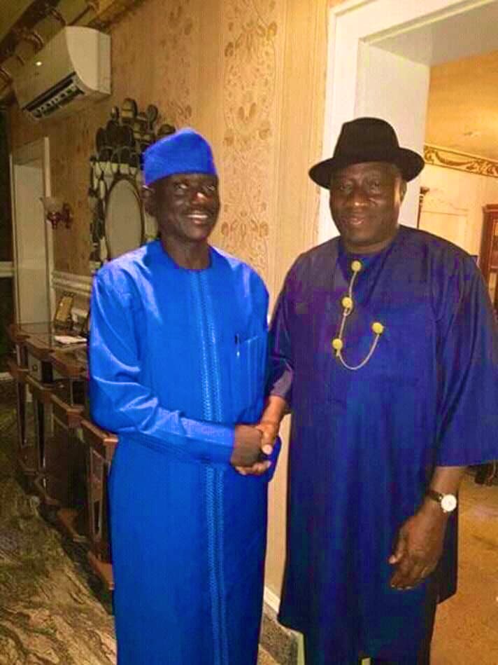 kpgyunka's tweet photo. Happy birthday dad age gracefully #grindinstyle #familylov https://t.co/BRrfKICFAv
