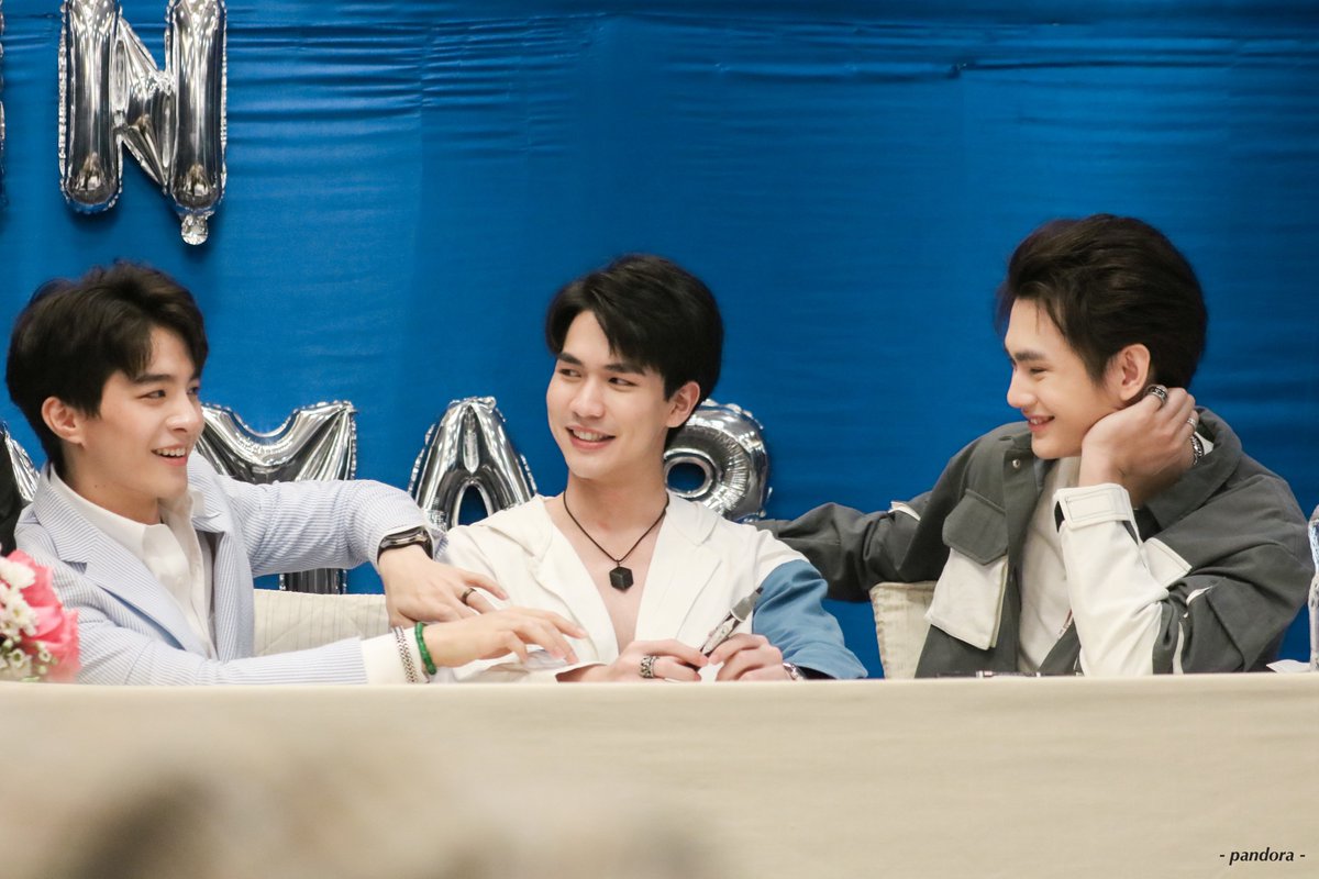 Pandora_p_d's tweet photo. เจนสัมผัสได้ถึงการลองเชิงแด๊ดดี้เบาๆ จากอะลิตเติ้ลเอิร์ธ 😅😂☺️

🌎🍑🐢

#โดมเจ้าลักยิ้ม #พาเวลพูม #pavelphoom #อะลิตเติ้ลเอิร์ธ 
#PavelDoMe
#Thesixmoons1stInMyanmar https://t.co/M5kv2w6Ppv