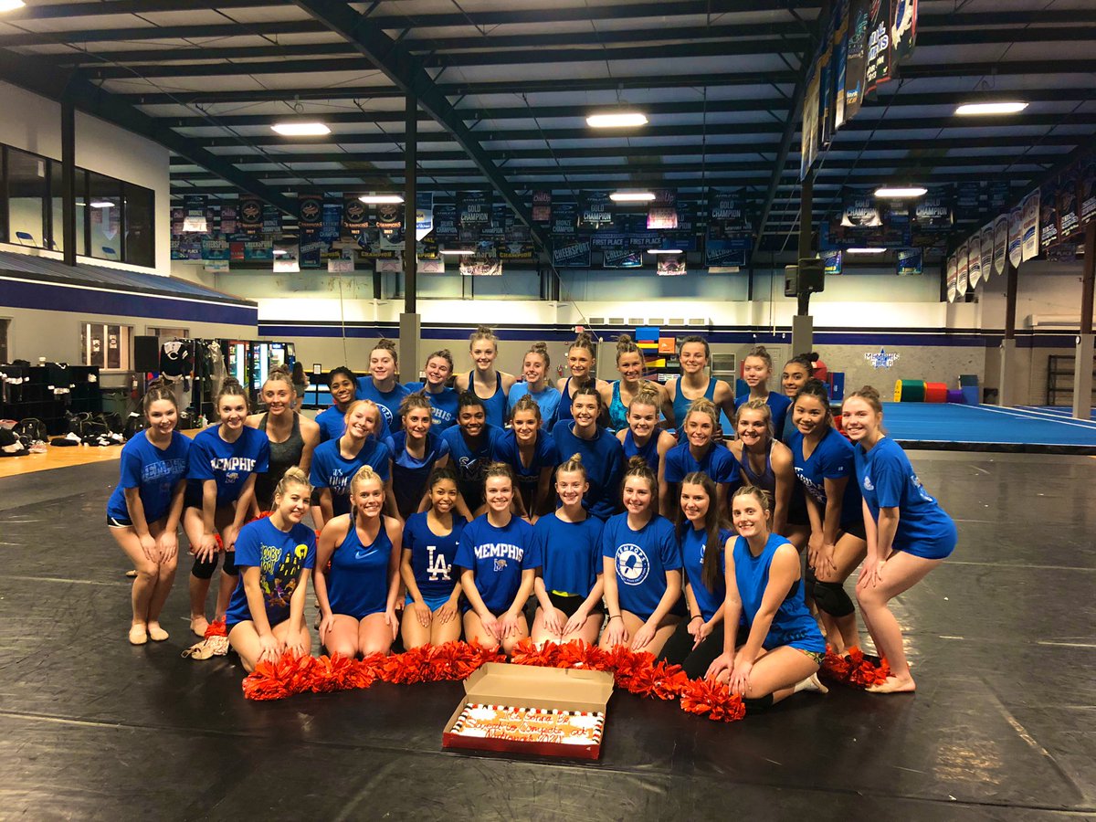 chs_pom's tweet photo. Starting off the Nationals countdown with Memphis Blue!! 10 more days!!💙 https://t.co/E9ScuK0MnF