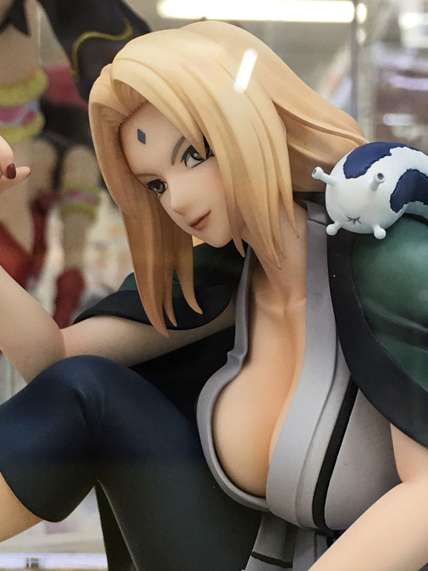あみあみ秋葉原店 秋葉原ラジオ会館店 メガハウス様の Narutoギャルズ Naruto ナルト 疾風伝 綱手 Ver 2 完成品フィギュア 展示中です Naruto