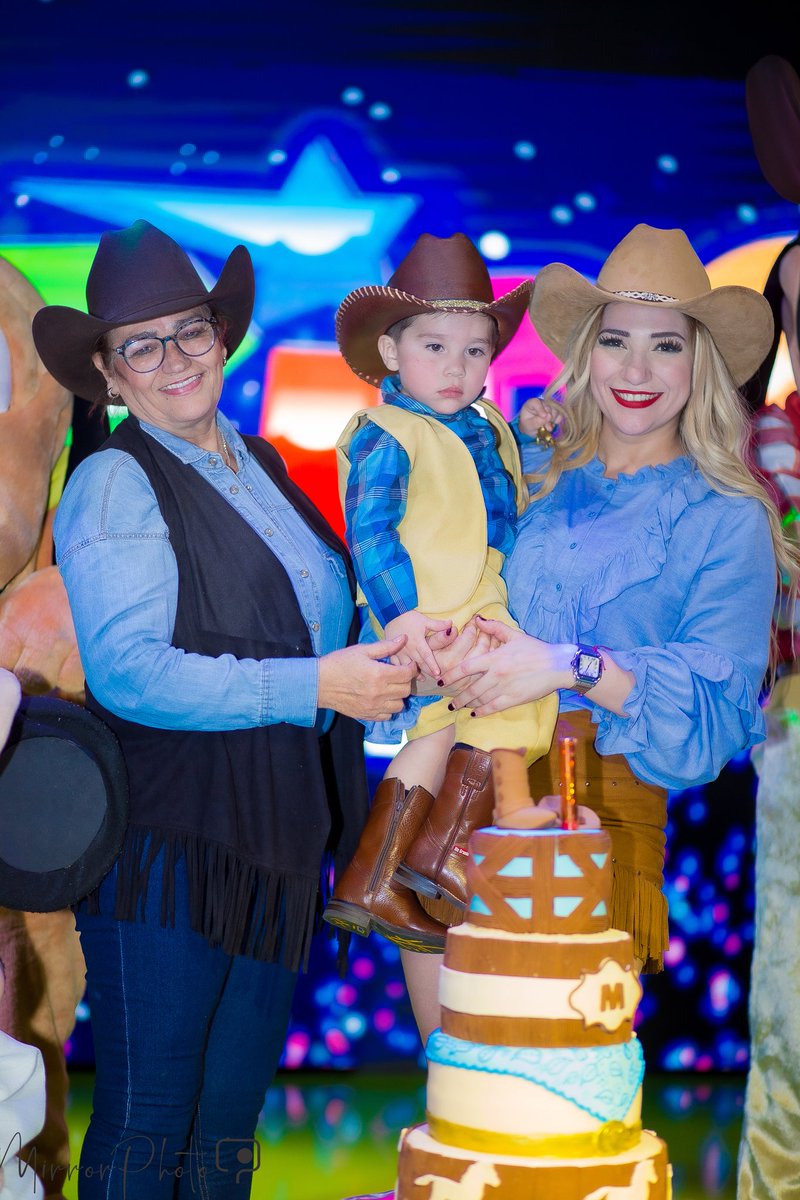 MirrorPhoto's tweet photo. Marcelo Fest #2 continuamos documentando lo mejor de tu vida, amiga querida @JazminconJ https://t.co/mGqlOstB8f