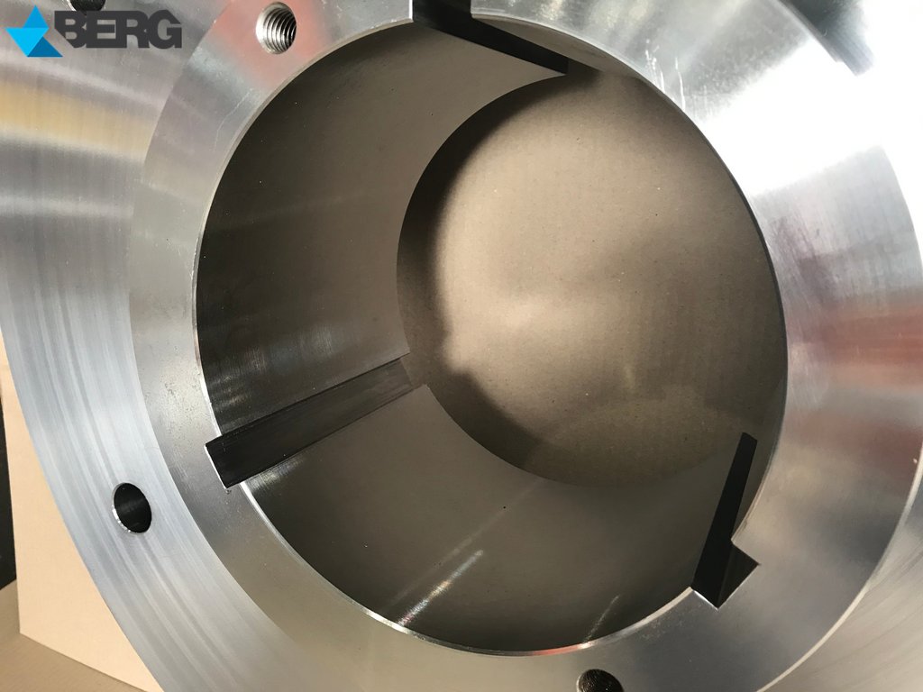 WeAreBerg's tweet photo. Another #precisionmachining and welding job successfully completed by the #BergEngineering Brisbane Workshop. This Worm Wheel Spider Hub for one of our Alumina industry clients was fully prepped machined, welded, drilled and slotted here at Berg. 
#itsaBergthing https://t.co/gvcsnJlv8p