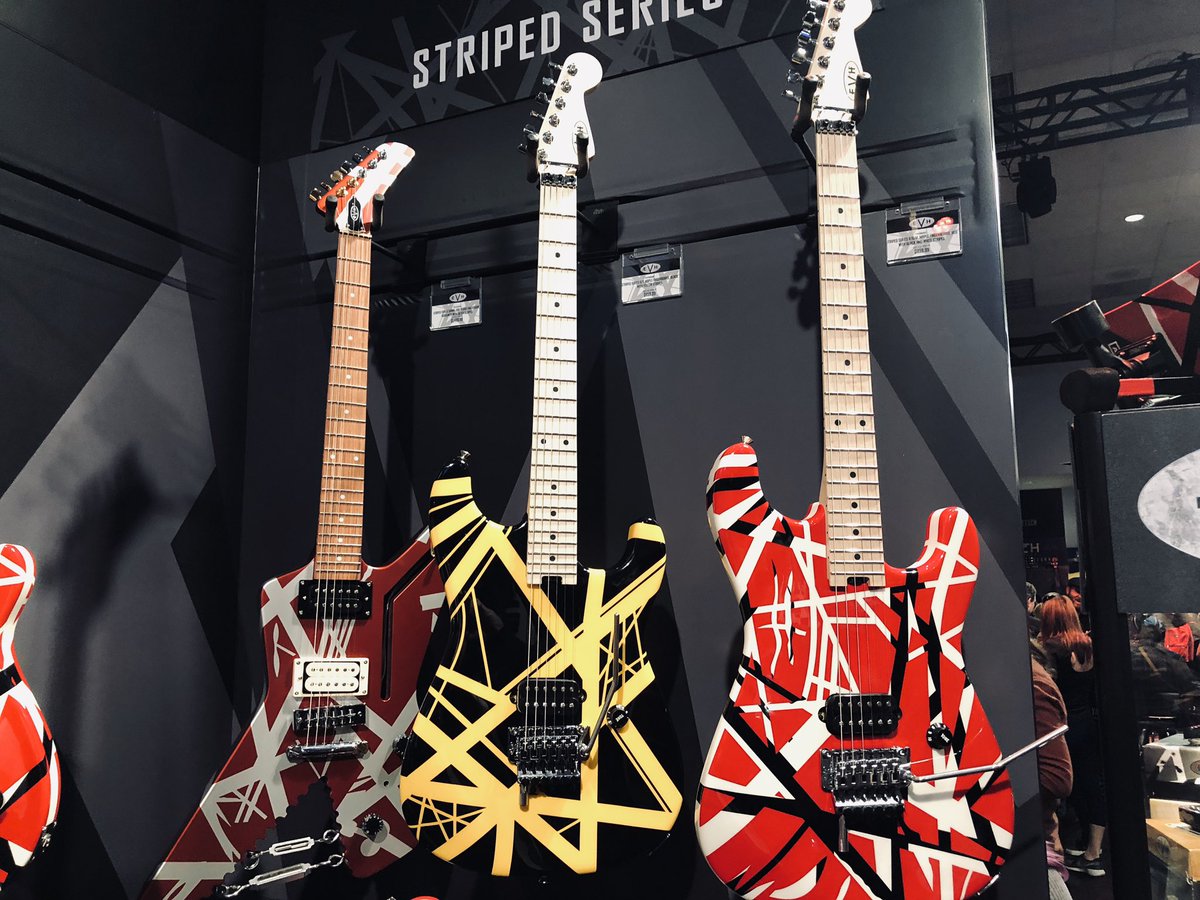 エレキギター 自作フランケン赤黒ストライプデザイン エレキギター 自作フランケン赤黒ストライプデザイン エレキギター