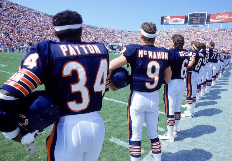 Super70sSports's tweet image. Chicago Bears football as God intended.