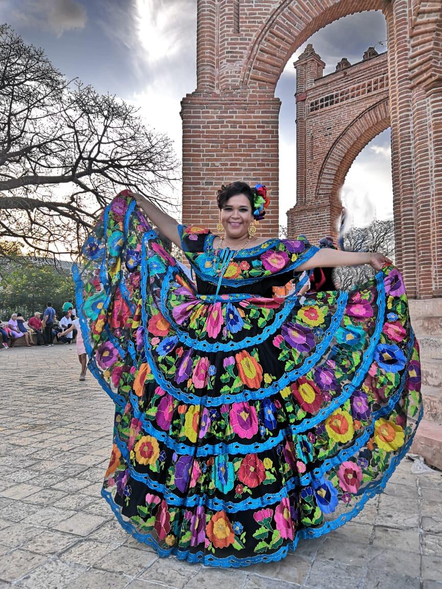 cindyrellaunik's tweet photo. Viva San Sebastián Mártir 🎉🎊 #TraditionalCostume #Fair #MagicTown #SpanishCrown #ChiapaDeCorzo #Chiapas #Mexico #Chiapaneca #Landscape https://t.co/HcFYt4epP1