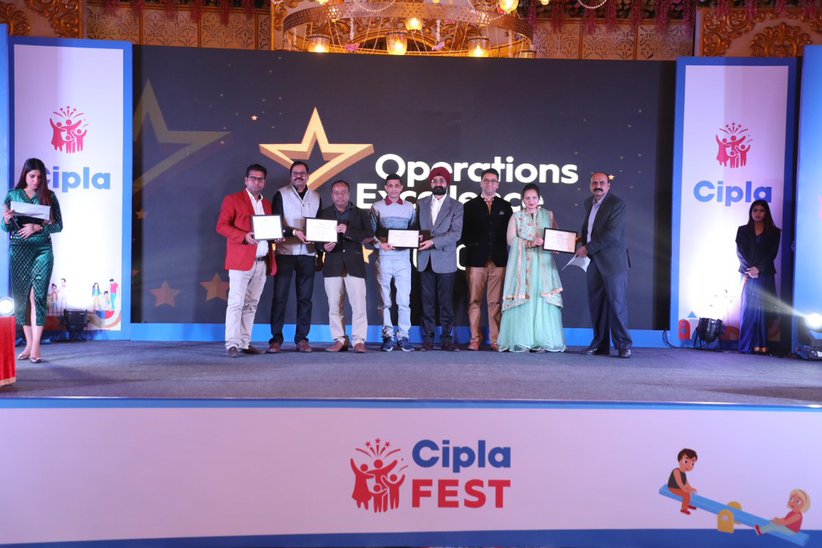 Shilpi251116's tweet photo. #CiplaFest had an array of events &amp; activities which saw joyful participation from employees &amp; their families!
While the Operations Excellence Awards was a celebration of Team achievements &amp; Cross Functional Colaboration, Cultural Performances from our employees lit the stage https://t.co/ShYuVCh98P