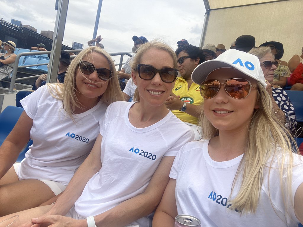 lisapieropan's tweet photo. Loving the #AusOpen2020 @australianopen #ausopenfans https://t.co/EF85hSPmXQ