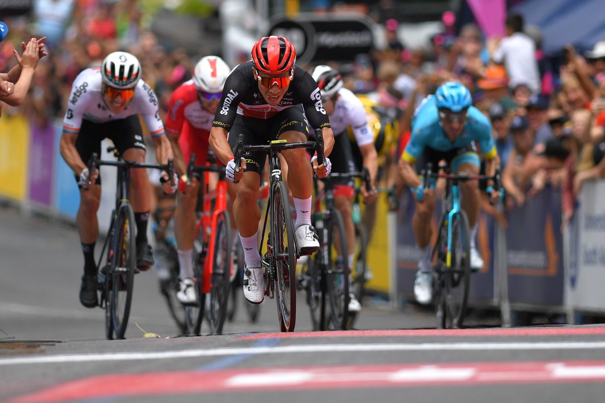 A day full of action for #AstanaProTeam. It was a good stage 2 for our team with <a href="/LaurensDeVreese/">Laurens De Vreese</a> getting the red number and <a href="/FabioFelline/">Fabio Felline</a> and <a href="/LLEONSANCHEZ/">Luis Leon Sanchez</a> placing 5th and 8th. 👏💪

📃👉Read full story: bit.ly/37jp9gz

#TourDownUnder

📷<a href="/GettySport/">Getty Images Sport</a>