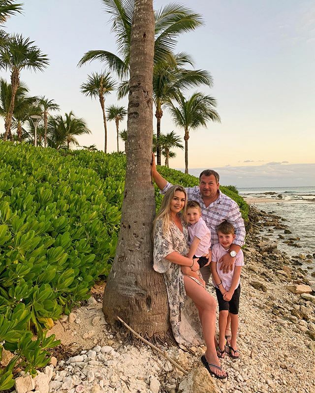 My Familia 💙💙💙❤️
.
.
.
@barcelomayagrandresort #familyvacation #2020 #lifewithboys #myboys💙 #traveltheworld #spendingtimetogether #momofboys #beach #sand #mexico #mayanriviera #sunset #palmtrees ift.tt/2TIzv5L