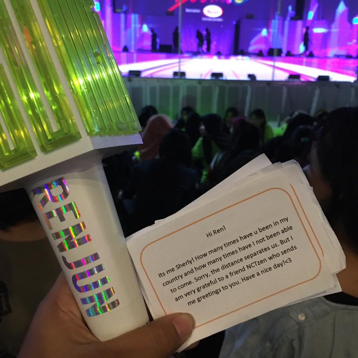 sherenjun's tweet image. ✷ 　 　　 　 · 　 ˚ * . 　 　　 *　　 * ⋆ 　
ιdĸ wнen we'll мeeт вυт ι'м very ѕυre тнaт ѕoмeday we'll мeeт 💚　 
 ⋆ ✧　 　 · 　 ✧　✵ 　 · ✵˚ ˚  ✦ 　 ⋆ · 　 *