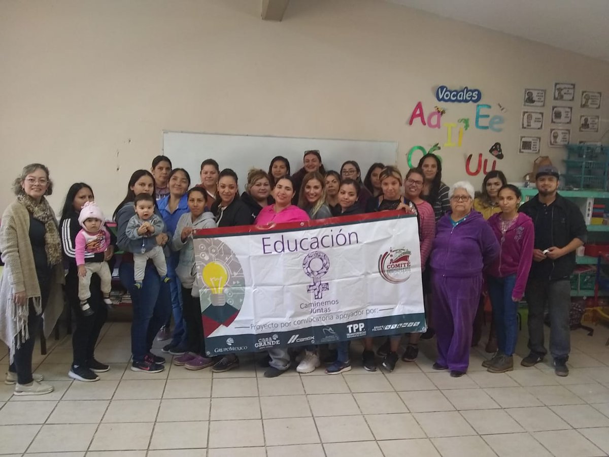 RosyBarrera20's tweet photo. #Valores #Prevención #CaminemosJuntas seguimos sembrando la semilla que va a dar frutos para la ciudadanía. Tallerista #SandraDuarte @GMexico_oficial #CasasGrandes @AguedaBarojas @tonymarquezroon @MarielaMtzL_MN @elalbertomedina @CPJannyBarrera @MadeBonnafoux @dulceesquerv https://t.co/tPGUiKhA6R