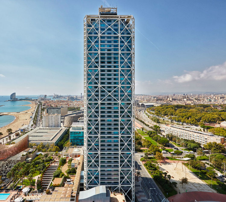 cvent's tweet photo. #20Tipsfor2020: What's the quickest way to find a great event venue in #Europe? 🤔 You're about to find out: https://t.co/AhCdsPtcj1 #CventTopHotels https://t.co/1JXZmub4Ns