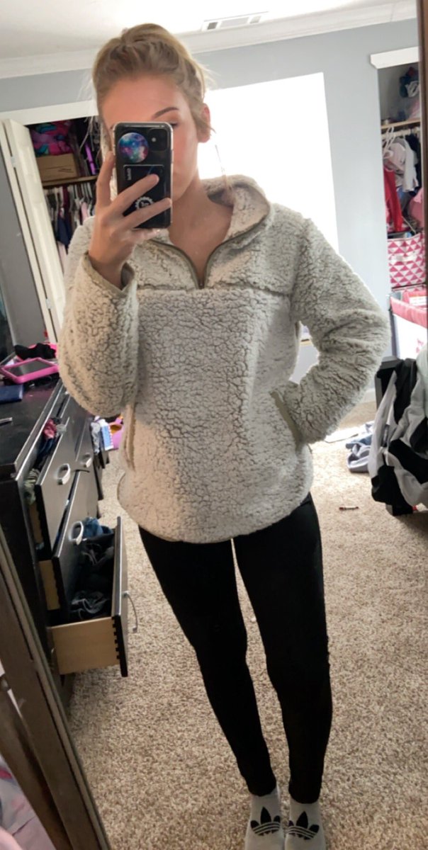CourtneyLove95's tweet photo. Some updates for twitter ❤️ https://t.co/T7eUhDunnN