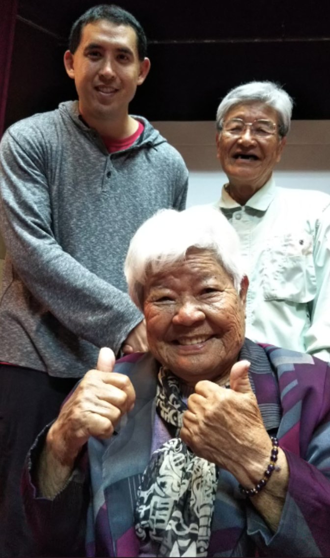 robkajiwara's tweet photo. Fumiko Shimabuku, one of Ryukyu's top heroes, and the other peace protectors at Henoko vow to never give up!❤️☮️🙏
ちばりよー!
Chibariyoo!
#Okinawa #NoWar #NoBase #SaveHenoko #PeaceForOkinawa #琉球 #沖繩 #SaveOurCoral #GivePeaceAChance #Uchinanchu https://t.co/MECe1cpciT