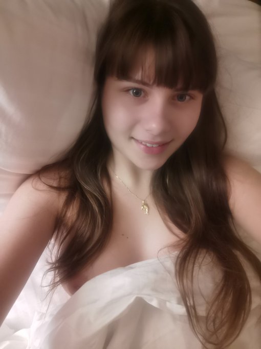 Get a good night's sleep 😘😘 IF YOU WANT TO SEE MORE COME ON MY https://t.co/QOXNPloa86 ONLY 3 DAYS LEFT<a href="/tag/mlrgirls"class="tags"><span>#mlrgirls</span></a>