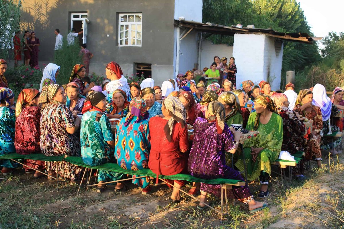 Friedensstimme's tweet photo. In #oezbekistan is een bijzonder werk van de Geest van God gaande onder de doven. Velen komen tot Christus. Wij zijn dankbaar voor de financiele bijdrage van @EOnl #metterdaad aan een nieuw zendingsproject in het westen van dit heerlijke land. https://t.co/bf5YGFeiEj