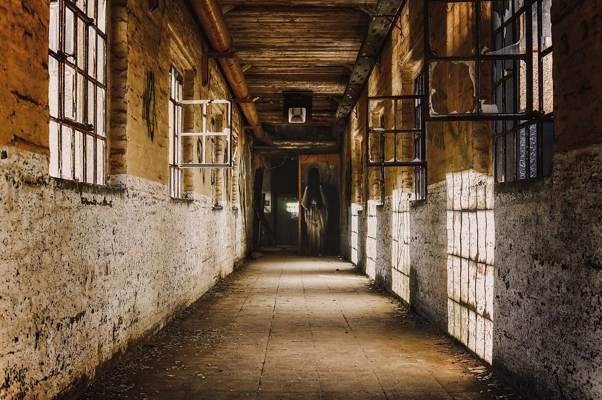 TSpelthorne's tweet photo. Good morning! Do you know of any haunted locations in the Spelthorne area ??? https://t.co/HcM8zPrXRJ