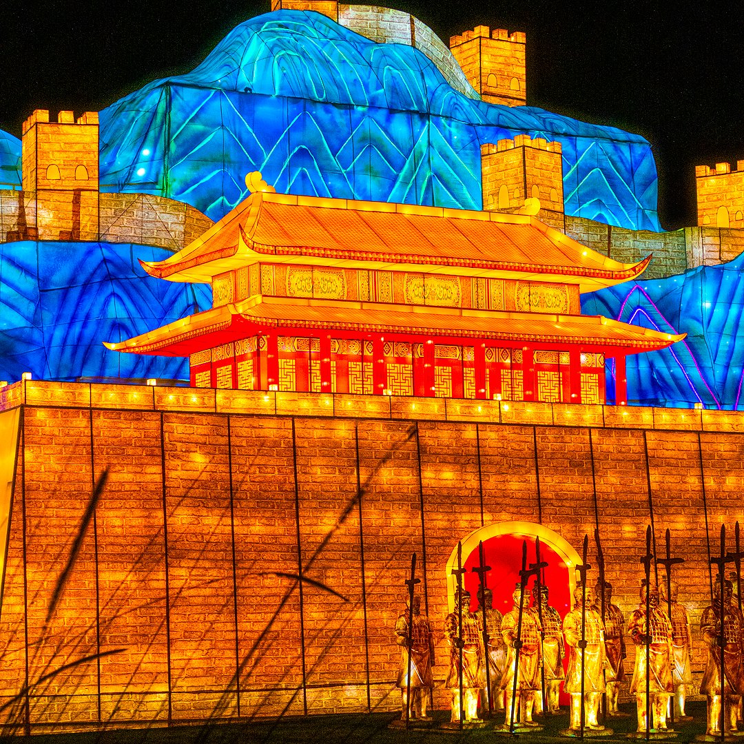 CCap3000's tweet photo. En cette semaine de nouvel an lunaire, direction "Nice, Baie des lumières" au Parc Phoenix de #Nice06 ! 🇨🇳 Un émerveillement à vivre jusqu'au 23 février. 🤩
#CAP3000, partenaire des grands événements sur la #CotedAzurFrance.
.
#NICEBDL #ExploreNiceCotedAzur @Nice_Tourisme https://t.co/DbE7y7SZIN