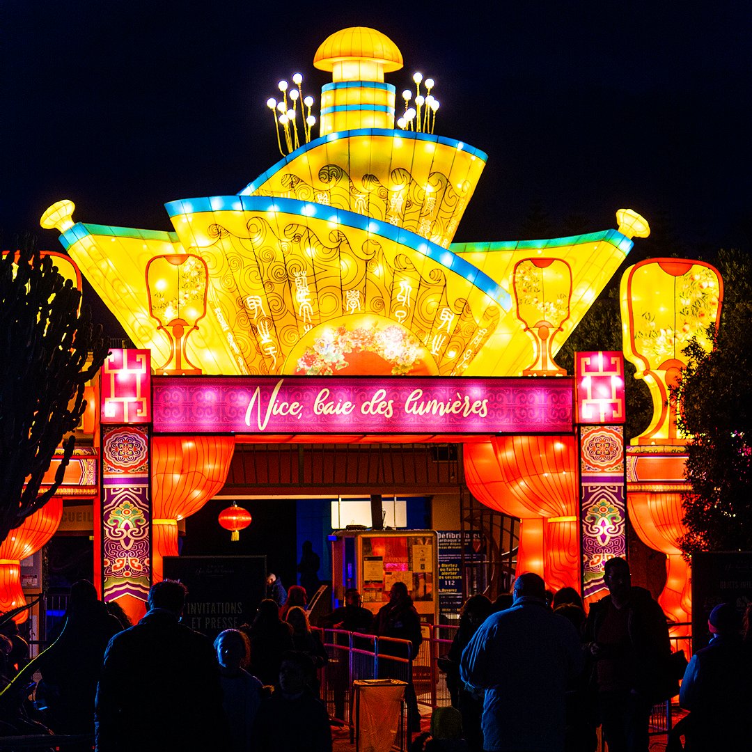 CCap3000's tweet photo. En cette semaine de nouvel an lunaire, direction "Nice, Baie des lumières" au Parc Phoenix de #Nice06 ! 🇨🇳 Un émerveillement à vivre jusqu'au 23 février. 🤩
#CAP3000, partenaire des grands événements sur la #CotedAzurFrance.
.
#NICEBDL #ExploreNiceCotedAzur @Nice_Tourisme https://t.co/DbE7y7SZIN