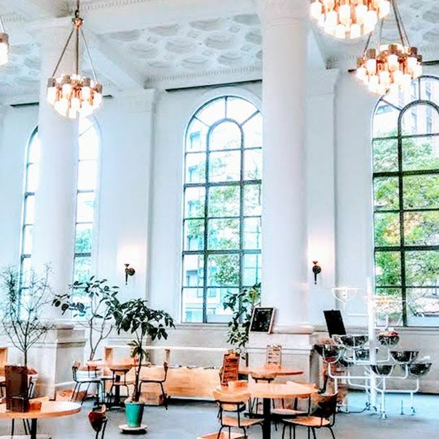 cafe_omnibus's tweet photo. ☕お休みのお知らせ☕
.
1月28日(火) お休み
※1階内部のご見学もできませんのでご了承下さい。
.
ご来店を予定してくださっているお客様にはご迷惑をおかけし申し訳ございません。ご理解ご了承いただけますと幸いです。
#cafeomnibus #カフェオムニバス https://t.co/immGlqRNS7 https://t.co/zwgjLsqlrI