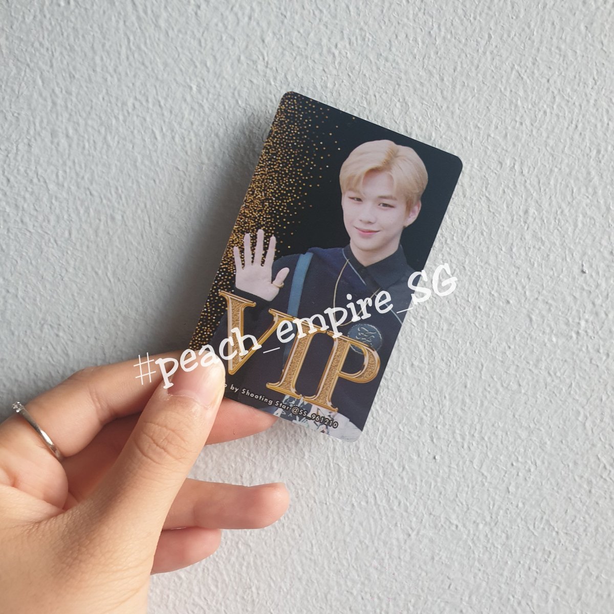 1WithWannaOne1's tweet photo. (Pls help RT) For keen SG danity, you can redeem a set of gifts when you buy a drink!

Redemption details:
Today 6.30-8.30pm @ Bugis Icelab

Purchase any drink $5 and above, show receipt to admin to redeem

#peach_empire_SG #강다니엘 #kangdaniel #姜丹尼尔 #カンダニエル https://t.co/E7D4VmV312