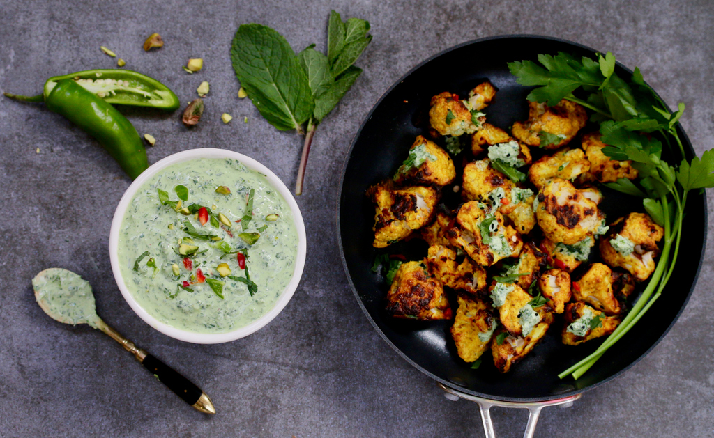 We look forward to welcoming <a href="/sumayyausmani/">Sumayya Usmani</a> next week for delicious Indian &amp; Pakistani Food. 

🌶️One day of Indian &amp; Pakistani food 
🍛One day of vegetarian &amp; vegan Indian food 

seasonedcourses.com/sumayya-usmani