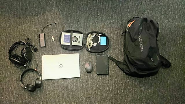 Justinflynn's tweet image. The going away for a week but still gotta be able to do stuff kit. ift.tt/2RDHyOH