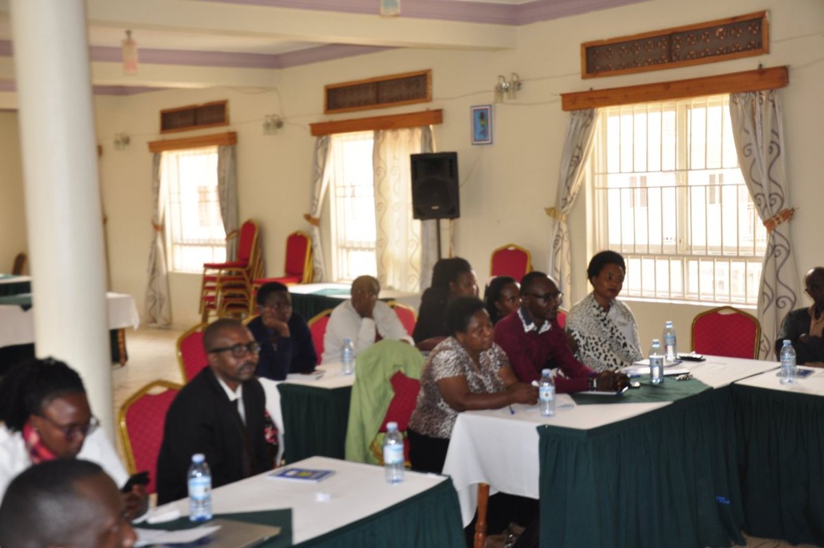 kickuganda's tweet photo. Workshop organised by Africa Freedom Of Information Center (AFIC) in partnership with KICK-U on improving social Service delivery  to the citizens through open contracting in Uganda at Kirigime Guest House.

What is the most challenging service delivery issue in your community? https://t.co/utOk7M8LbV