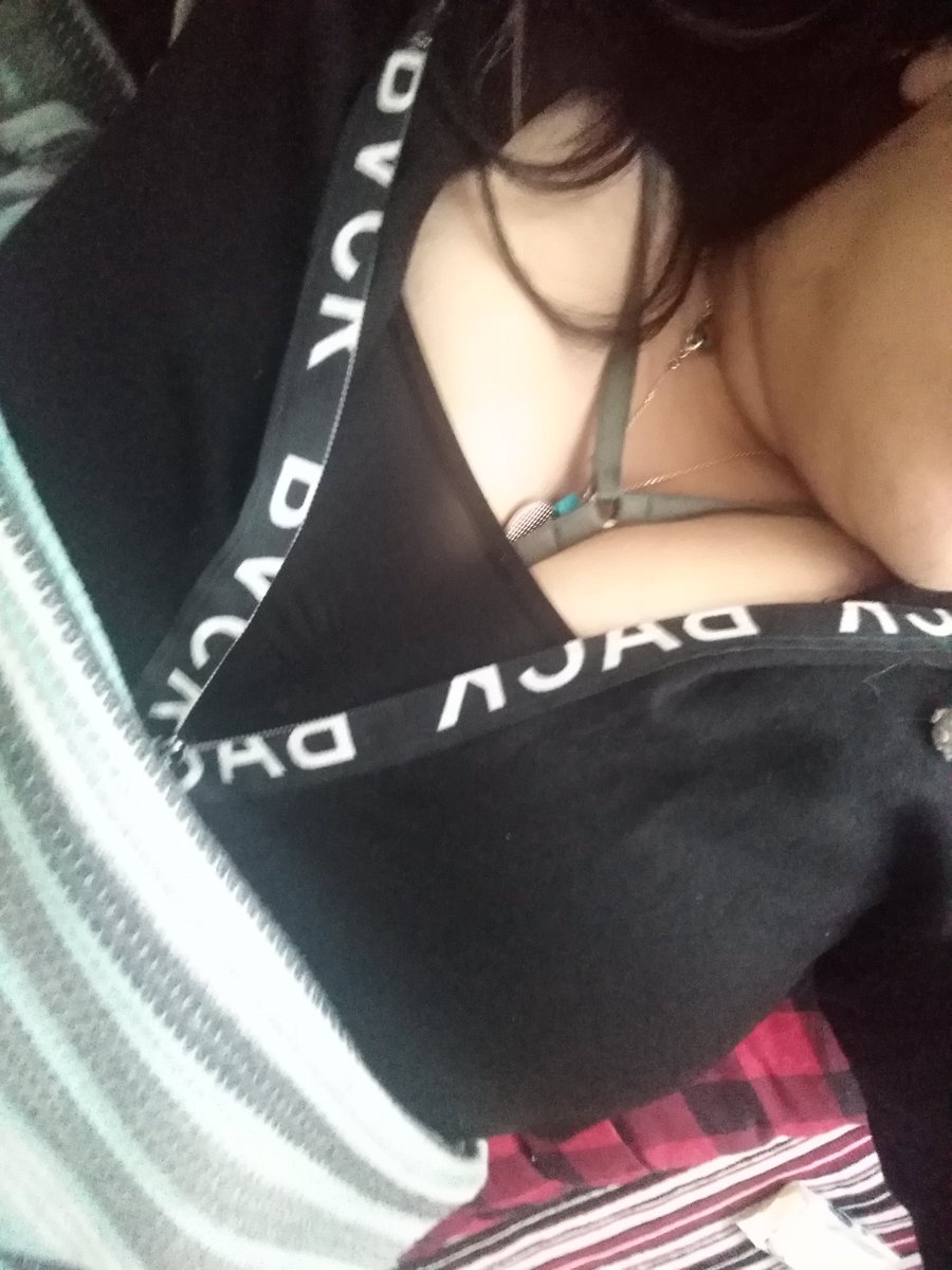 Günaydın Beyler Kayseri'de yaşıyorum Çarşı merkezde yerim var Lütfen temiz ve elit beyler arasın saygı sevgi çerçevesi içinde görüşelim görüşmelerimi kendi evimde yapıyorum ararsanız daha detaylı bilgi alırsınız mesajlara bakmıyorum