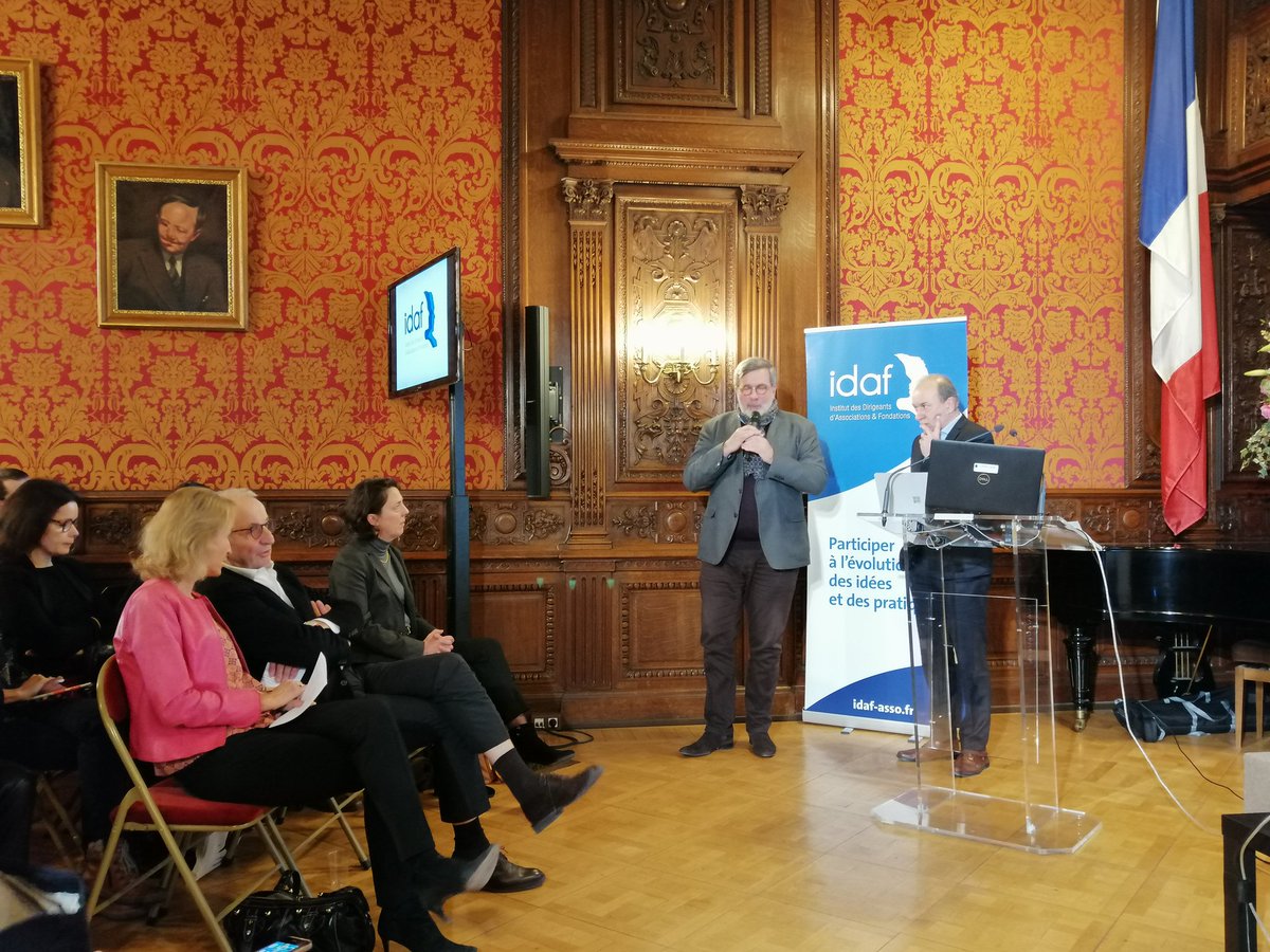 Idafasso's tweet photo. Matinale d'actualité législative du secteur avec Sabine Roux de Bézieux, @XavierDelattre3, @BuchserJean et AnnSophie de Jotemps @generosites : c'est parti ! https://t.co/ETAa3D1T9B