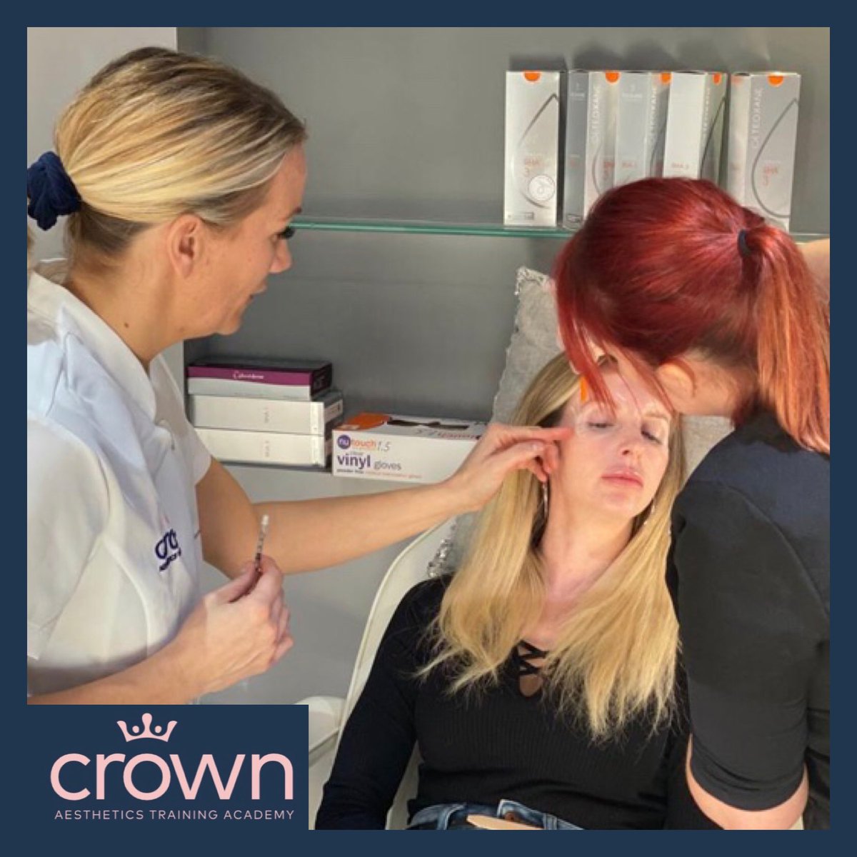 TrainingCrown's tweet image. Nurse &amp;amp; lead trainer April teaching Botulinum Toxin with our trainee delegate.                                             crownaesthetic.co.uk                     #aesthetictraininguk #midwife #botoxtrainingcourses #dentist #botoxtraining #training #nurse