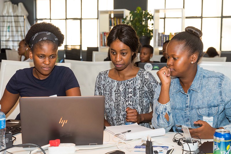 GirlCode_za's tweet image. #GirlCodeBlog: "Sometimes the boys want to do everything for me thinking that I cant handle it simply because I am a woman..." Read about @SEGO_RAMELA 's experience as a #womenintech: girlcode.co.za/2020/01/20/gir…