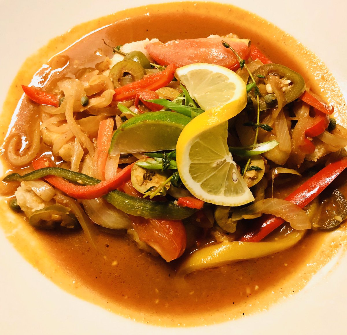 Grouper Veracruzano 😍
Warm your belly w/ this #DinnerSpecial‼️ Crisp grouper cheeks, sofrito vegetables, capers, Manzanilla olives, pickled jalapeño, long grain rice + shellfish broth 
#grouper  #trifoodie #durhamnc #dpac #delish #bullcity #mez_durham
mezdurham.com