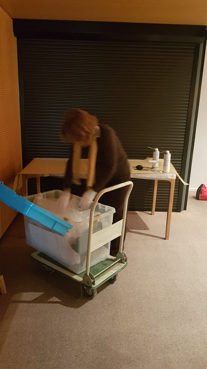 Aujourd'hui à l"<a href="/historial1418/">Historial de la Grande Guerre</a> 2eme phase de la campagne photographique, realiée par <a href="/FBoucourt/">franck boucourt</a> , des objets des  collections "sciences technique et médecine" par l'Association des  conservateurs des musées des Hauts de France  <a href="/musees_hdf/">Musenor</a> #MuseoSciences <a href="/hautsdefrance/">Région Hauts-de-France</a> <a href="/Somme_fr/">Département de la Somme</a>