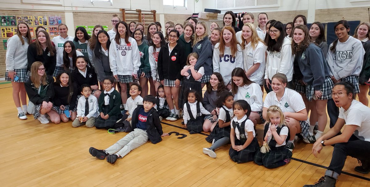 HockadayATH's tweet photo. Varsity Swimmers and Divers at Gooch Elementary for Social Impact Day. We did some out of water relays and talked about how important it is to learn to swim and be safe around water. #HVSW #HockadayDifference https://t.co/HiczGot67b