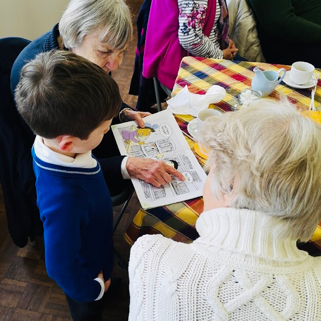 skippershill's tweet photo. Our Reception children made lots of new friends at a special afternoon tea with MAYFACS at #FiveAshes Village Hall on Friday. They performed a buzzy bee story, made kindness flowers and enjoyed reading together. #MayfieldSussex #community https://t.co/3pe591boSb