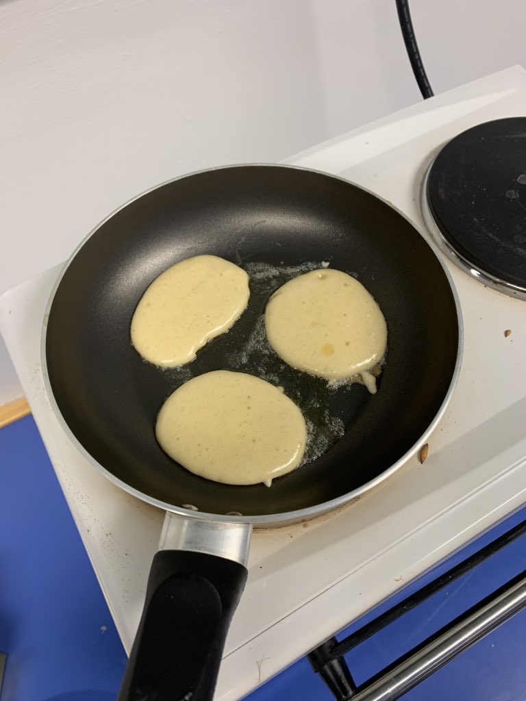 Mrs_T_101's tweet photo. To help with our procedural writing, Primary 5 decided to make some Scotch Pancakes using my auld granny’s recipe....yummmmm!! #make #eat #write  #PancakeWednesday 🥣 https://t.co/JE7mw8jcoI
