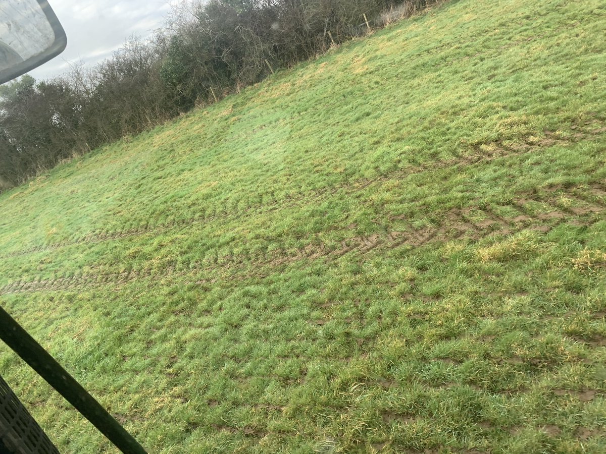 clancy_padraig's tweet photo. Get the most out of slurry # major trailing shoe#  # slurry 20# https://t.co/kRJxivOQY0
