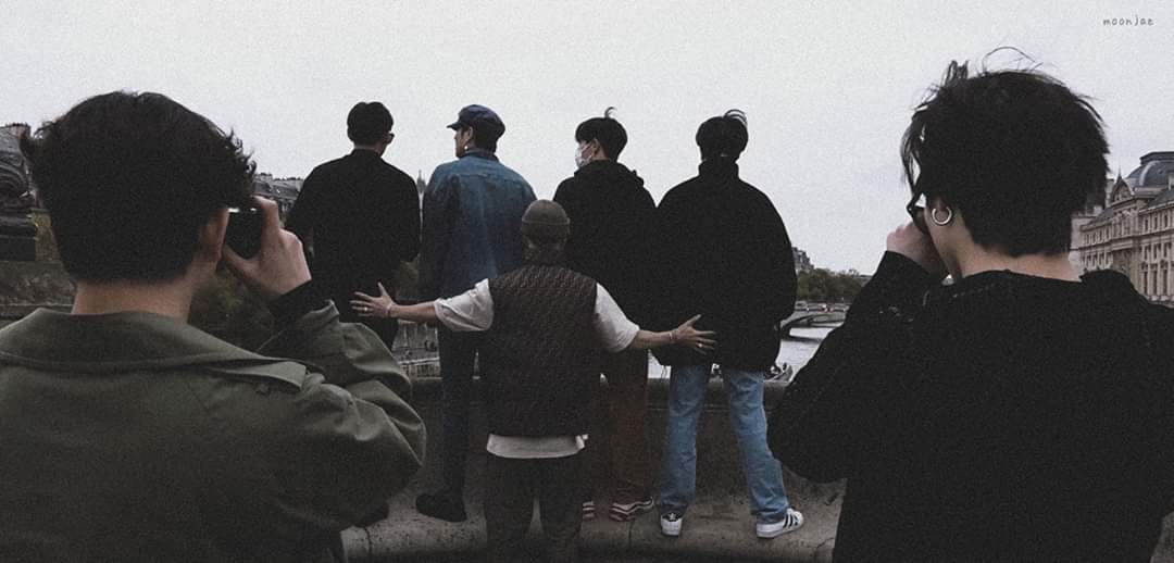 moonlovesign's tweet photo. I can feel so much love and friendship in this photos.๐ i love you guys. ๐คPromise to stay with you until the end of the road. :) @GOT7Official #IGOT7
#GOT7 #๊ฐ์ธ๋ธ
#GOT7WORLDTOUR
#GOT7_KEEPSPINNING
#7forever #7together #IGOT7proudofGOT7 https://t.co/bCrLbIv5vi
